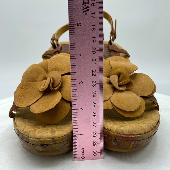 BOC Floral Flower Slingback Wedge Sandal Brown - Picture 9 of 12